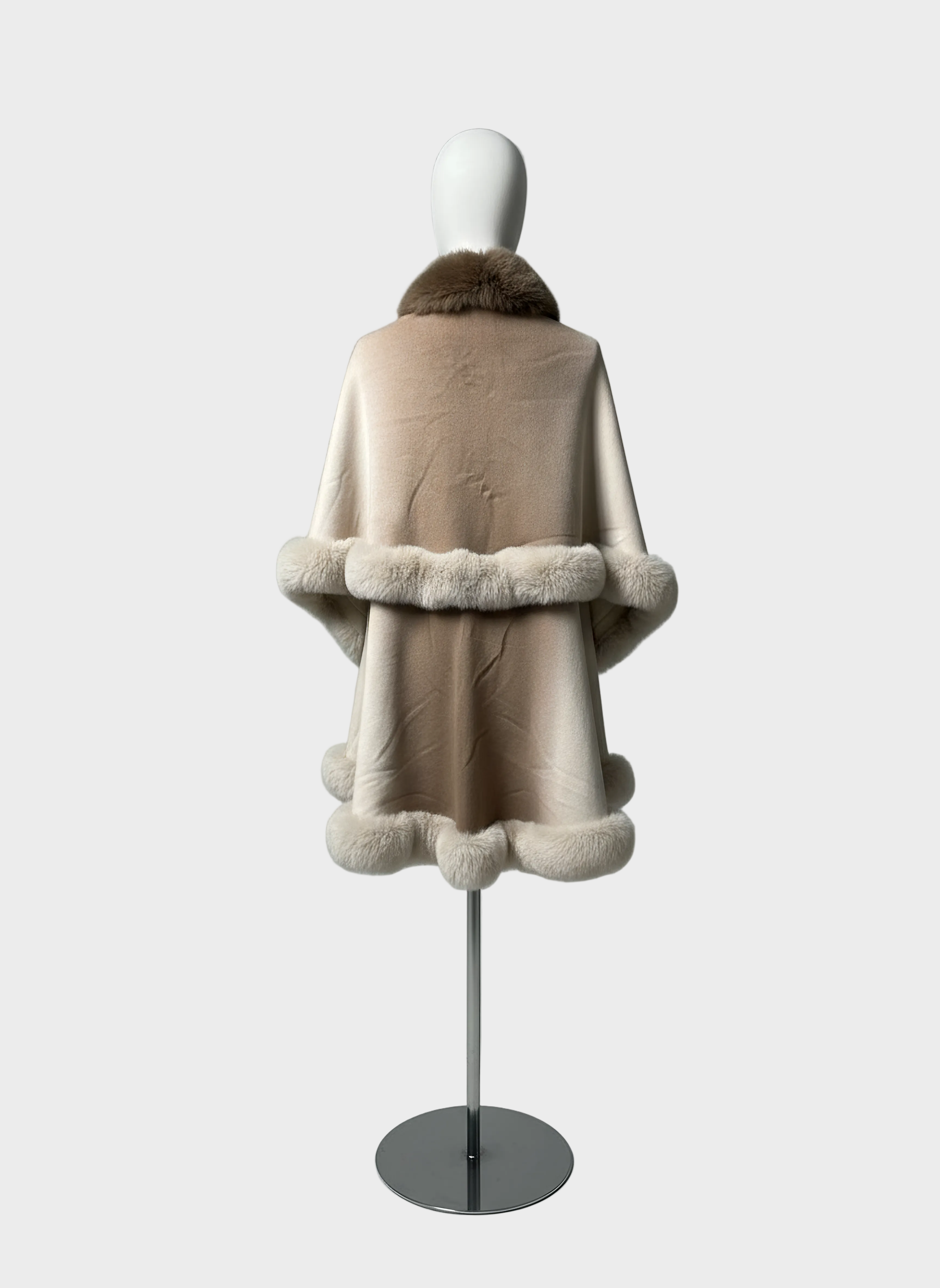 Winona - Κάπα Winter Whisper (Winter Whisper Cape)