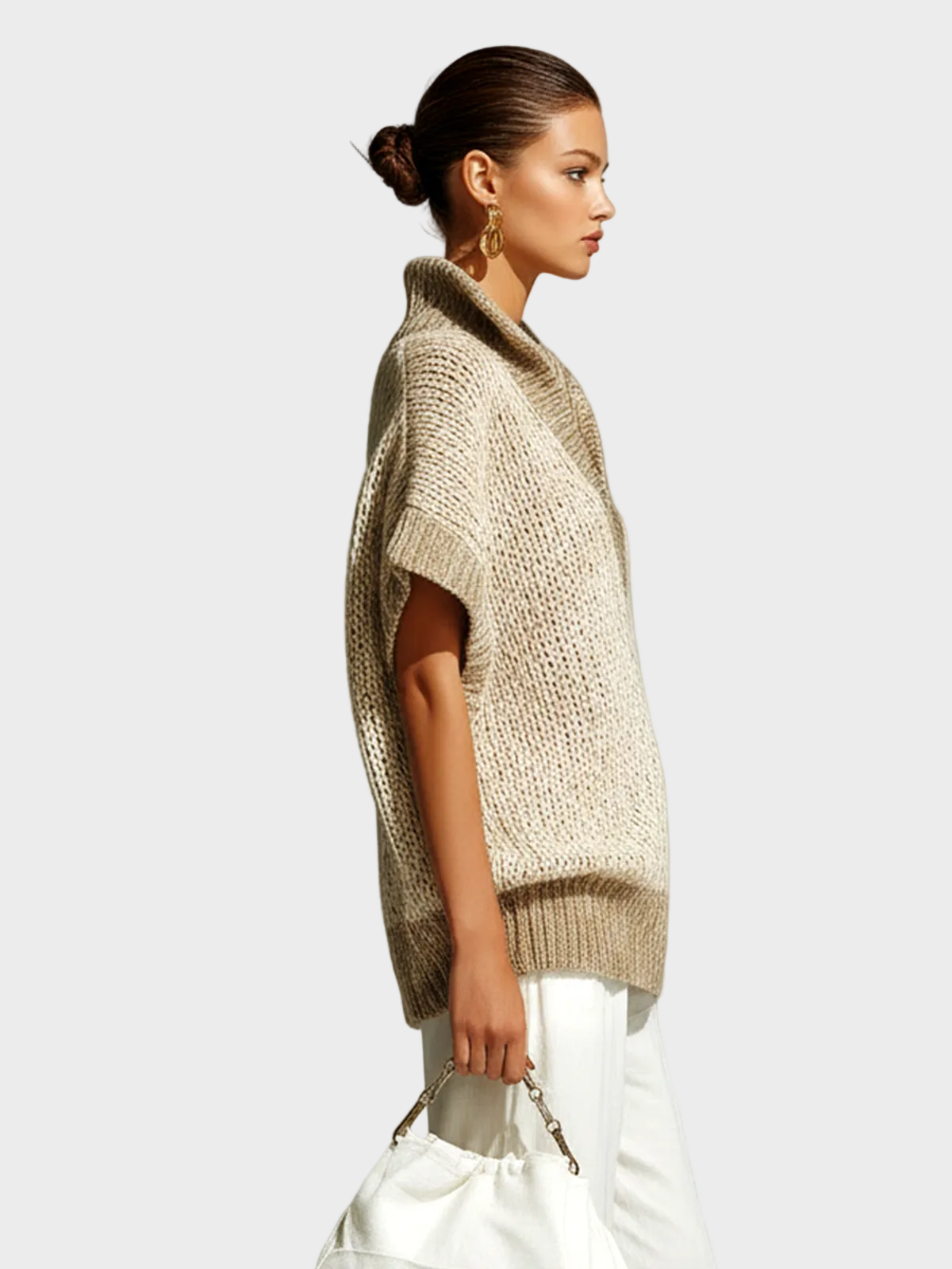 Fiona |Μπεζ Casual Πλεκτό Αμάνικο Γιλέκο με Όρθιο Γιακά, Χρωματικές Αντιθέσεις και Άνετη Γραμμή