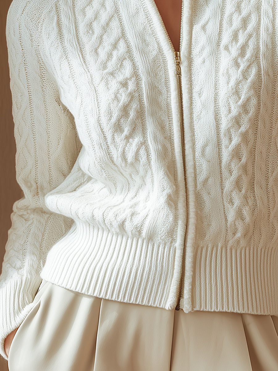 Λευκή πλεκτή ζακέτα με φερμουάρ (cable-knit)
