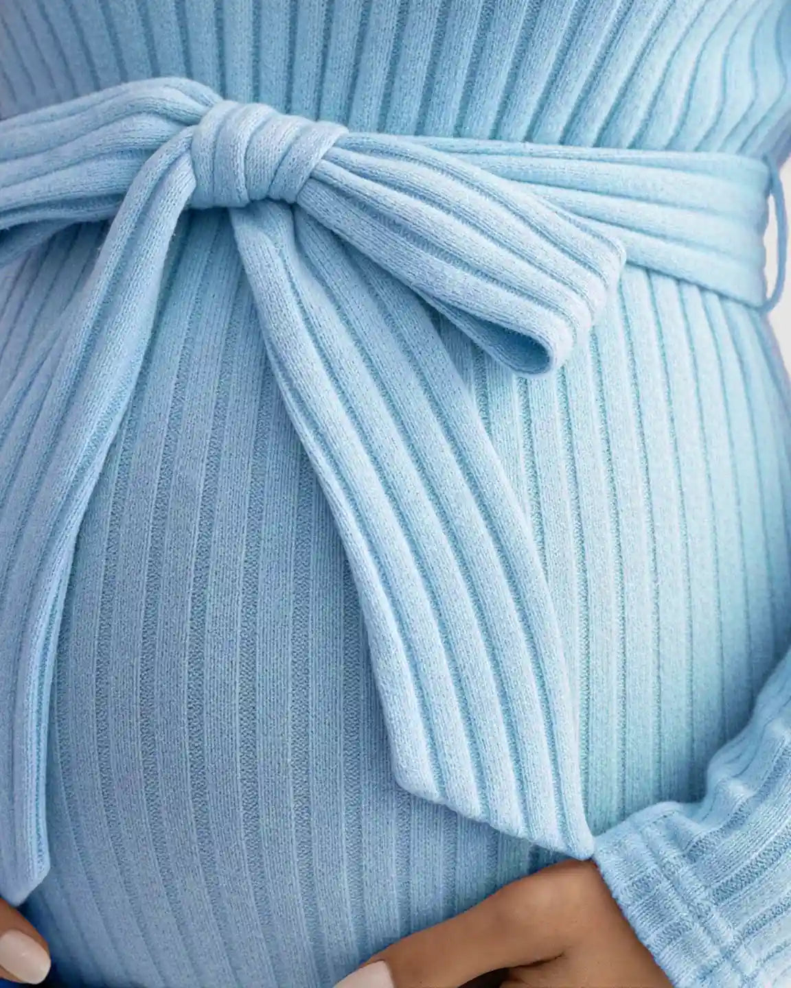 Gloria - Ribbed Maternity Τοπ με Δέσιμο στη Μέση (Tie-Waist Ribbed Maternity Top)  ---  **Θα θέλατε να μεταφράσω και την περιγραφή του προϊόντος ή να προσθέσω λέξεις-κλειδιά για SEO;**